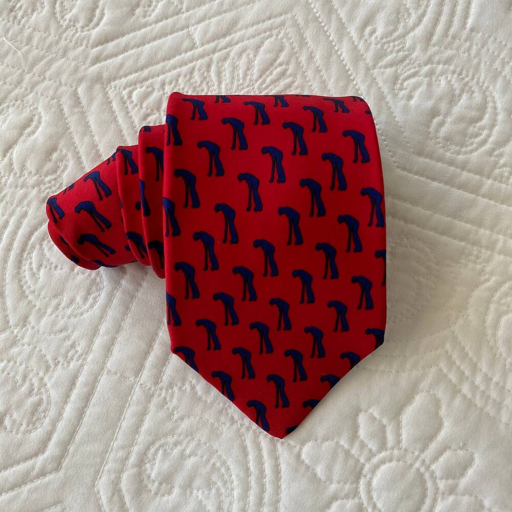 Alynn Neckwear "An Easy Putt" 1993 Printed Golfer Tie Red Navy Blue